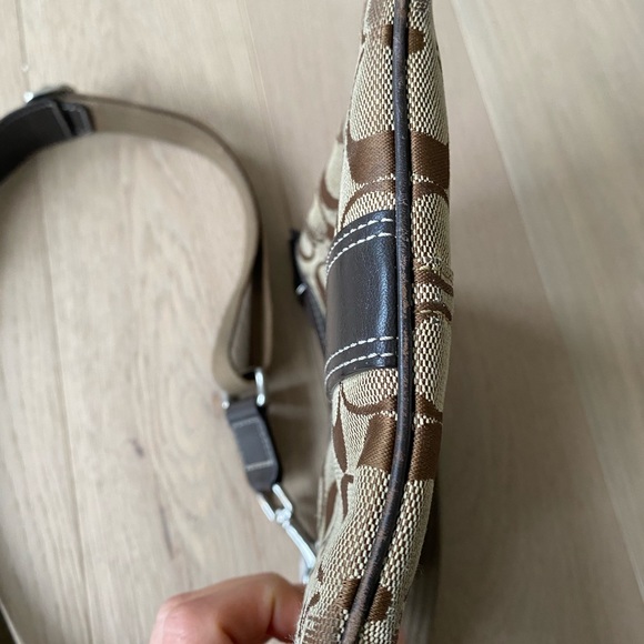 COACH brown swing bag purse - Picture 8 of 8